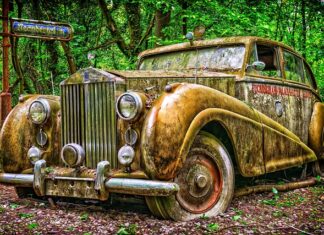 Ile kosztuje Rolls Royce Cullinan?