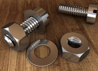 Czym smarować gwint świecy żarowej?