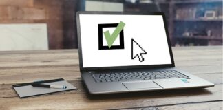 Czy trzeba mieć pozwolenie na reklamę na płocie?