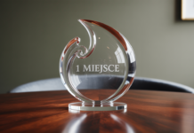 statuetki szklane z grawerem